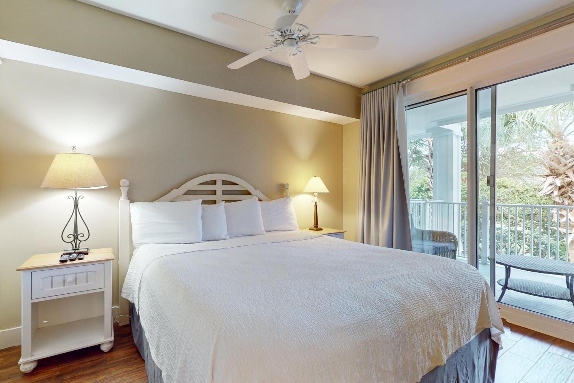 Апартаменти Baytowne Wharf - Pilot House #408 Дестін Екстер'єр фото